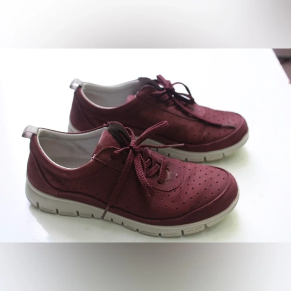 Hotter Gravity shoes
